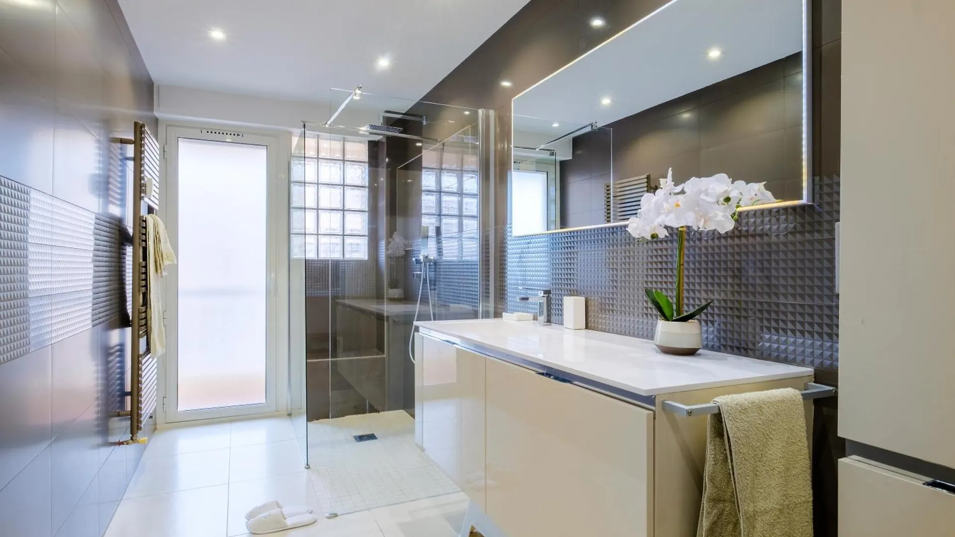 Meuble De Tourisme 3P Avec Clim Apartment Antibes 0*,  France